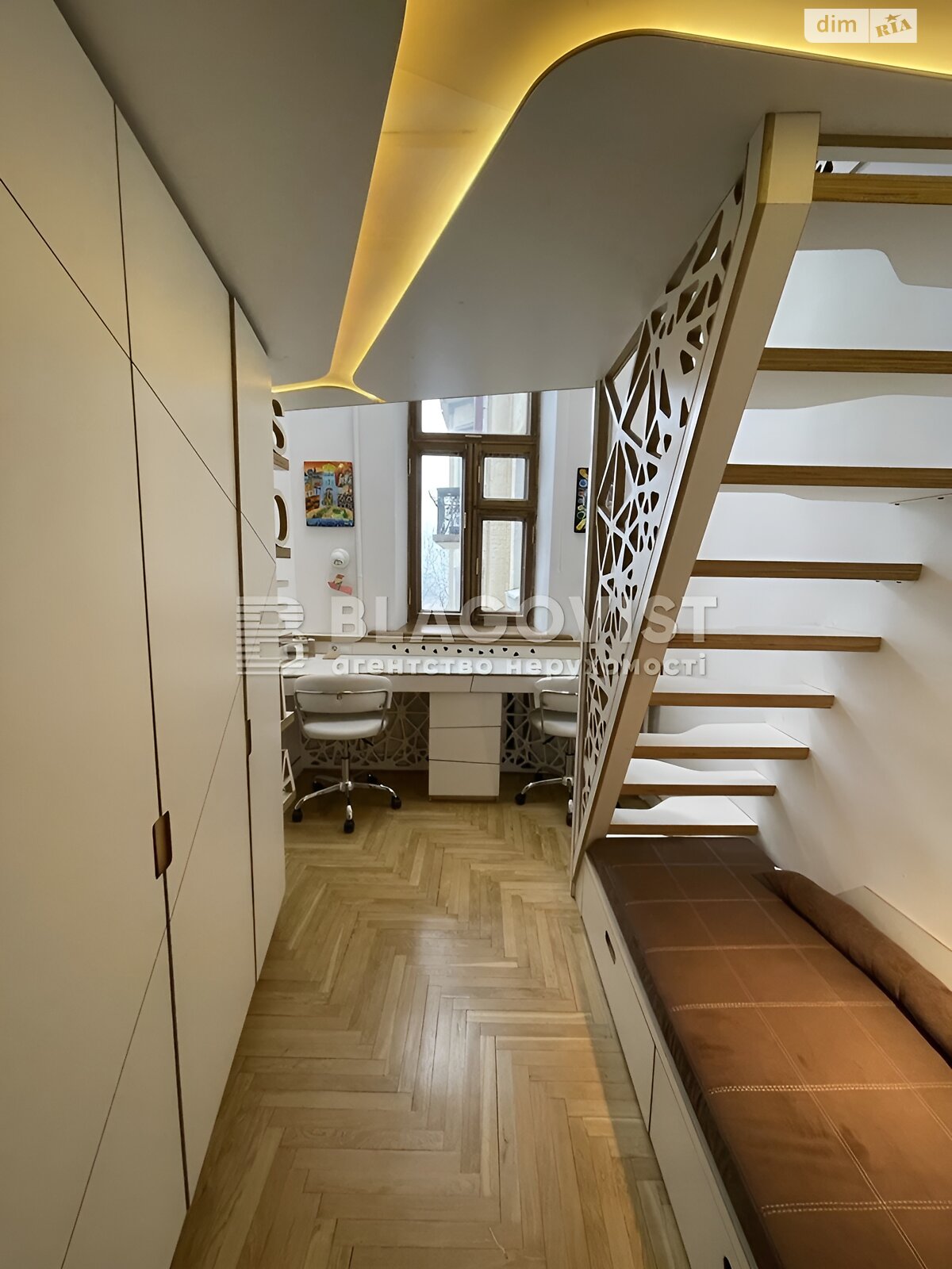 Продажа трехкомнатной квартиры в Киеве, на ул. Большая Житомирская 8А, район Старый Киев фото 1 Продажа трехкомнатной квартиры в Киеве, на ул. Большая Житомирская 8А, район Старый Киев фото 1