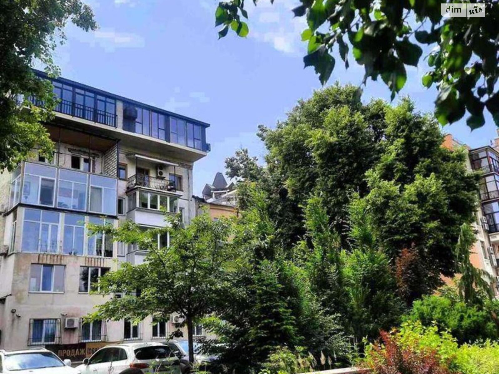 Продаж трикімнатної квартири в Києві, на вул. Велика Житомирська 16, район Старий Київ фото 1 Продаж трикімнатної квартири в Києві, на вул. Велика Житомирська 16, район Старий Київ фото 1