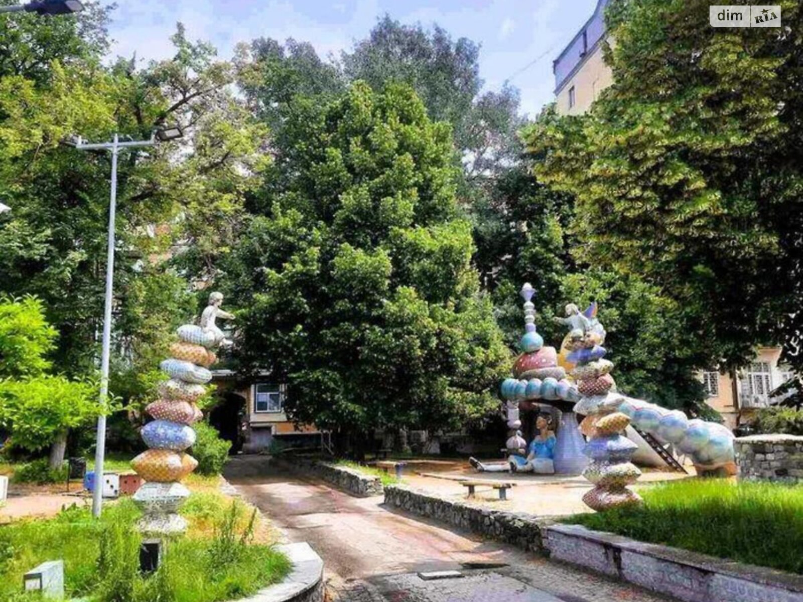 Продаж трикімнатної квартири в Києві, на вул. Велика Житомирська 16, район Старий Київ фото 1 Продаж трикімнатної квартири в Києві, на вул. Велика Житомирська 16, район Старий Київ фото 1