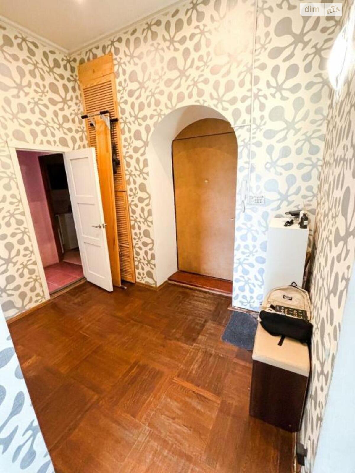 Продажа двухкомнатной квартиры в Киеве, на пер. Георгиевский 2, район Старый Киев фото 1 Продажа двухкомнатной квартиры в Киеве, на пер. Георгиевский 2, район Старый Киев фото 1