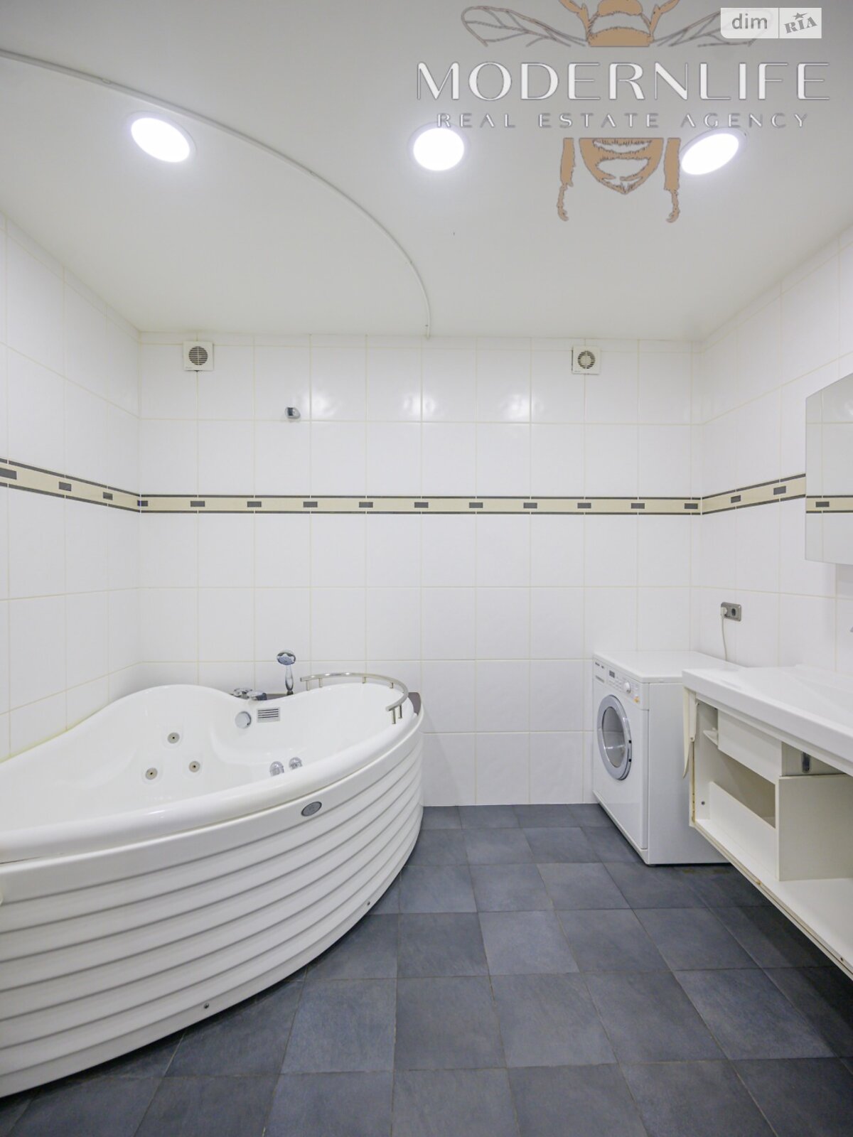 Продаж двокімнатної квартири в Києві, на вул. Костельна 6, район Старий Київ фото 1 Продаж двокімнатної квартири в Києві, на вул. Костельна 6, район Старий Київ фото 1
