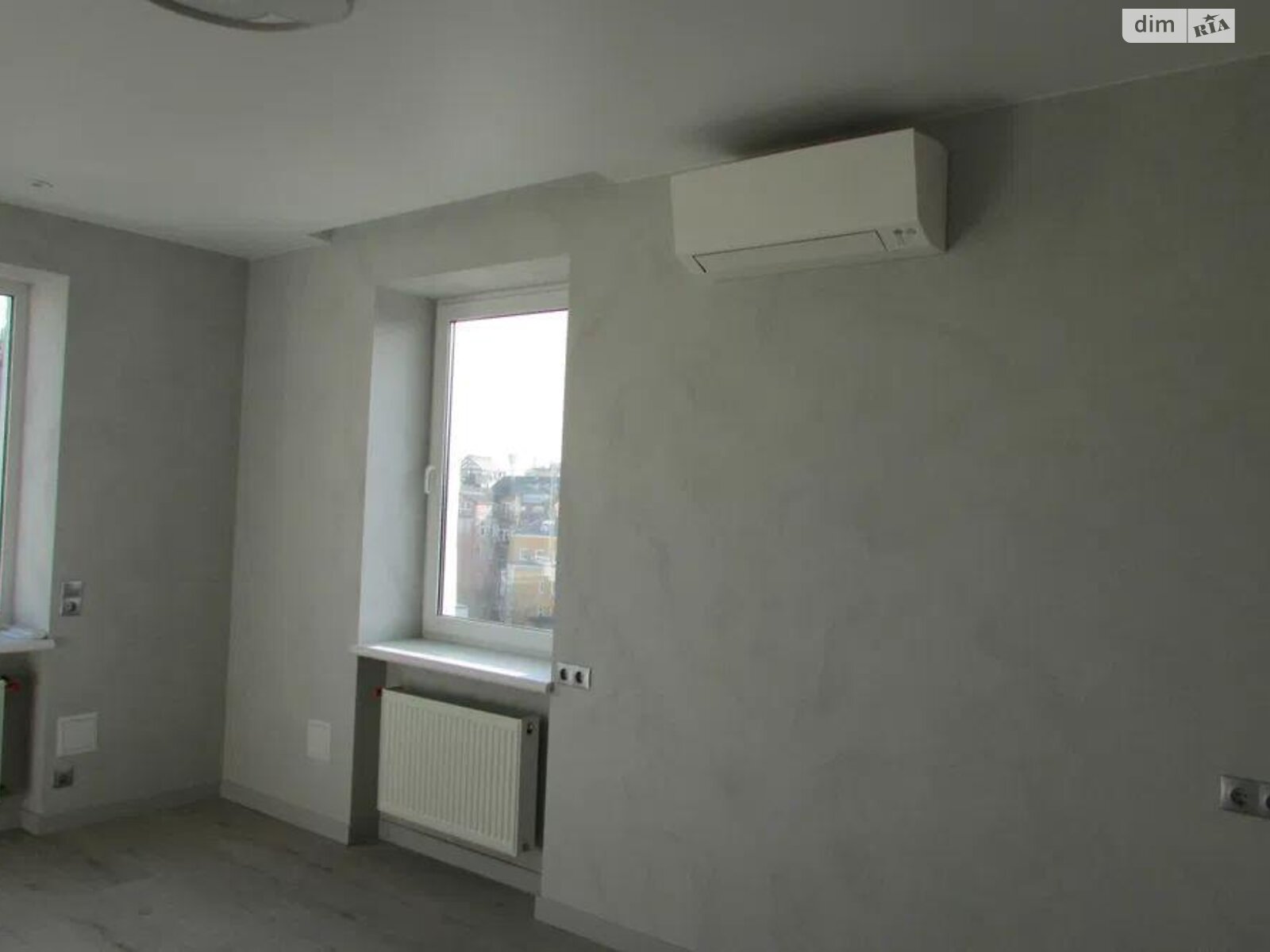 Продажа трехкомнатной квартиры в Киеве, на ул. Малая Житомирская 10, район Старый Киев фото 1 Продажа трехкомнатной квартиры в Киеве, на ул. Малая Житомирская 10, район Старый Киев фото 1