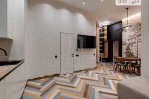 Продажа двухкомнатной квартиры в Киеве, на пл. Михайловская 6, район Старый Киев фото 2