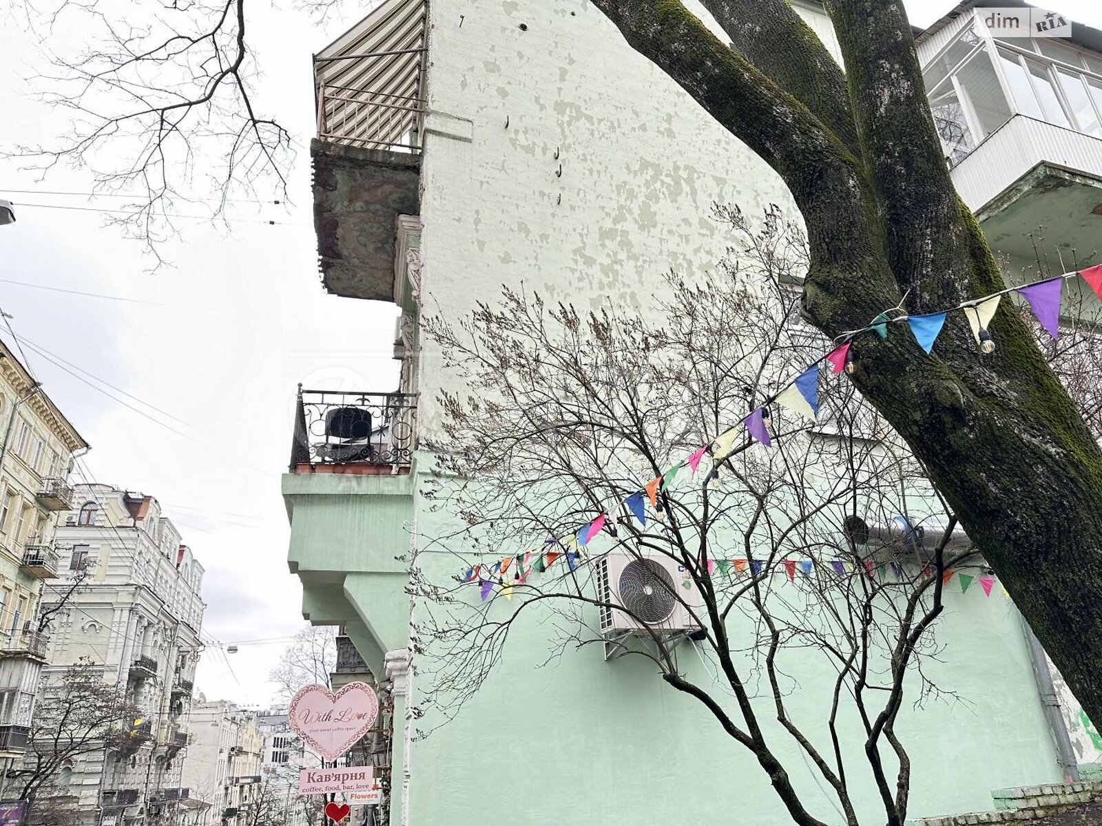 Продаж трикімнатної квартири в Києві, на вул. Михайлівська 21, район Старий Київ фото 1 Продаж трикімнатної квартири в Києві, на вул. Михайлівська 21, район Старий Київ фото 1