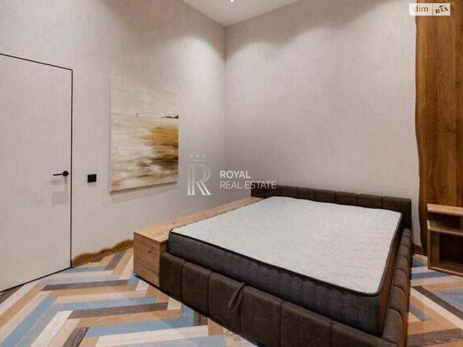 Продажа двухкомнатной квартиры в Киеве, на ул. Михайловская 6, район Старый Киев фото 1 Продажа двухкомнатной квартиры в Киеве, на ул. Михайловская 6, район Старый Киев фото 1