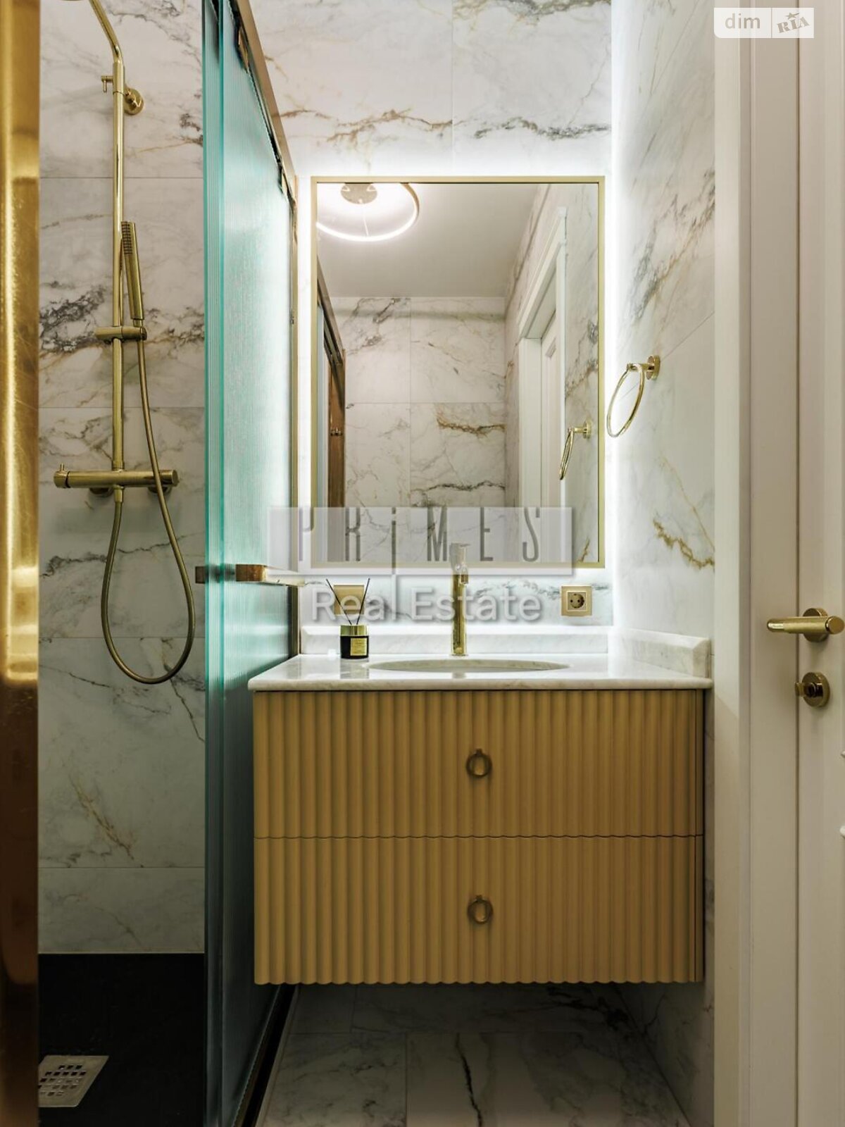 Продажа двухкомнатной квартиры в Киеве, на ул. Олеся Гончара 8, район Старый Киев фото 1