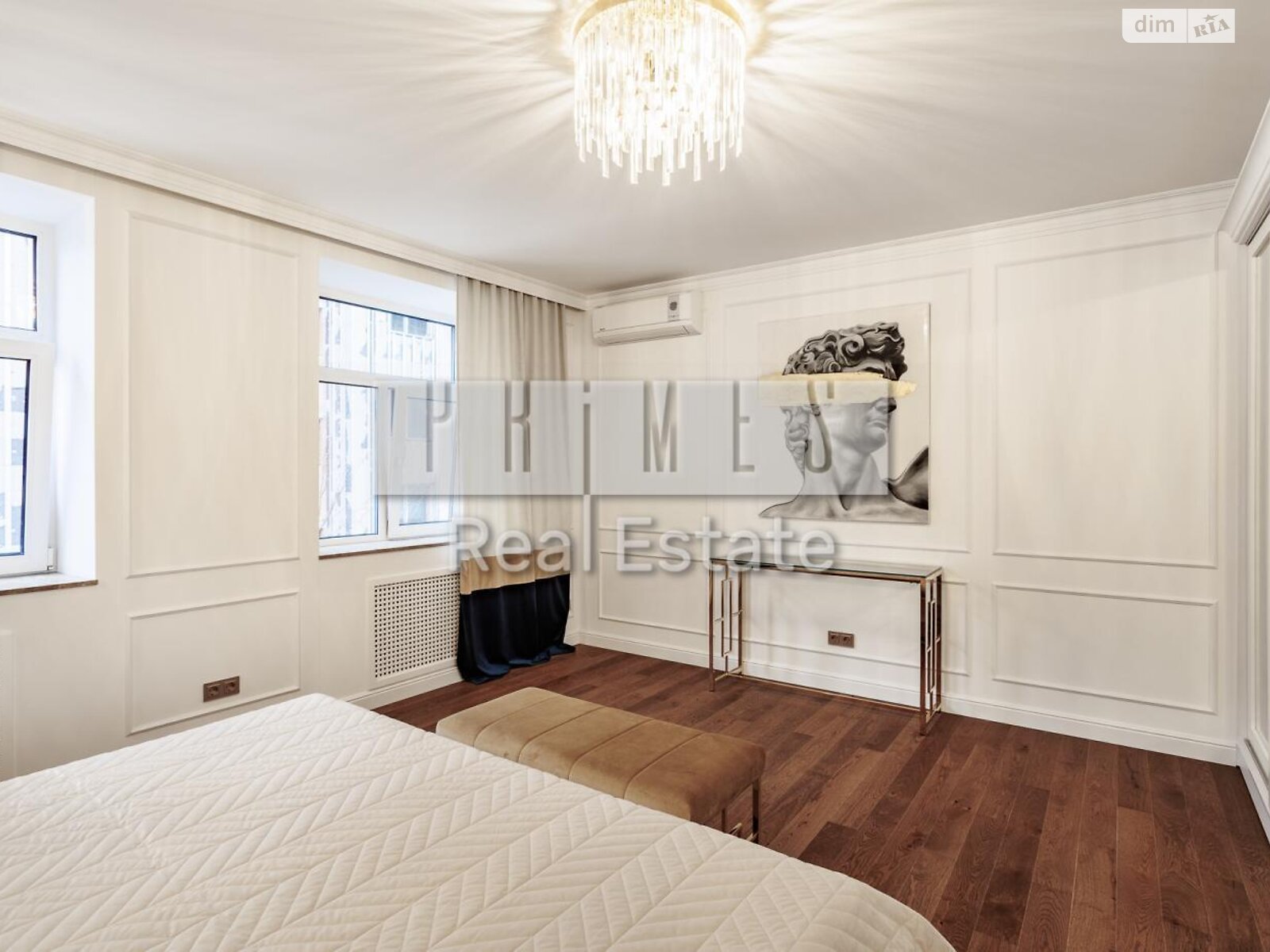 Продажа двухкомнатной квартиры в Киеве, на ул. Олеся Гончара 8, район Старый Киев фото 1