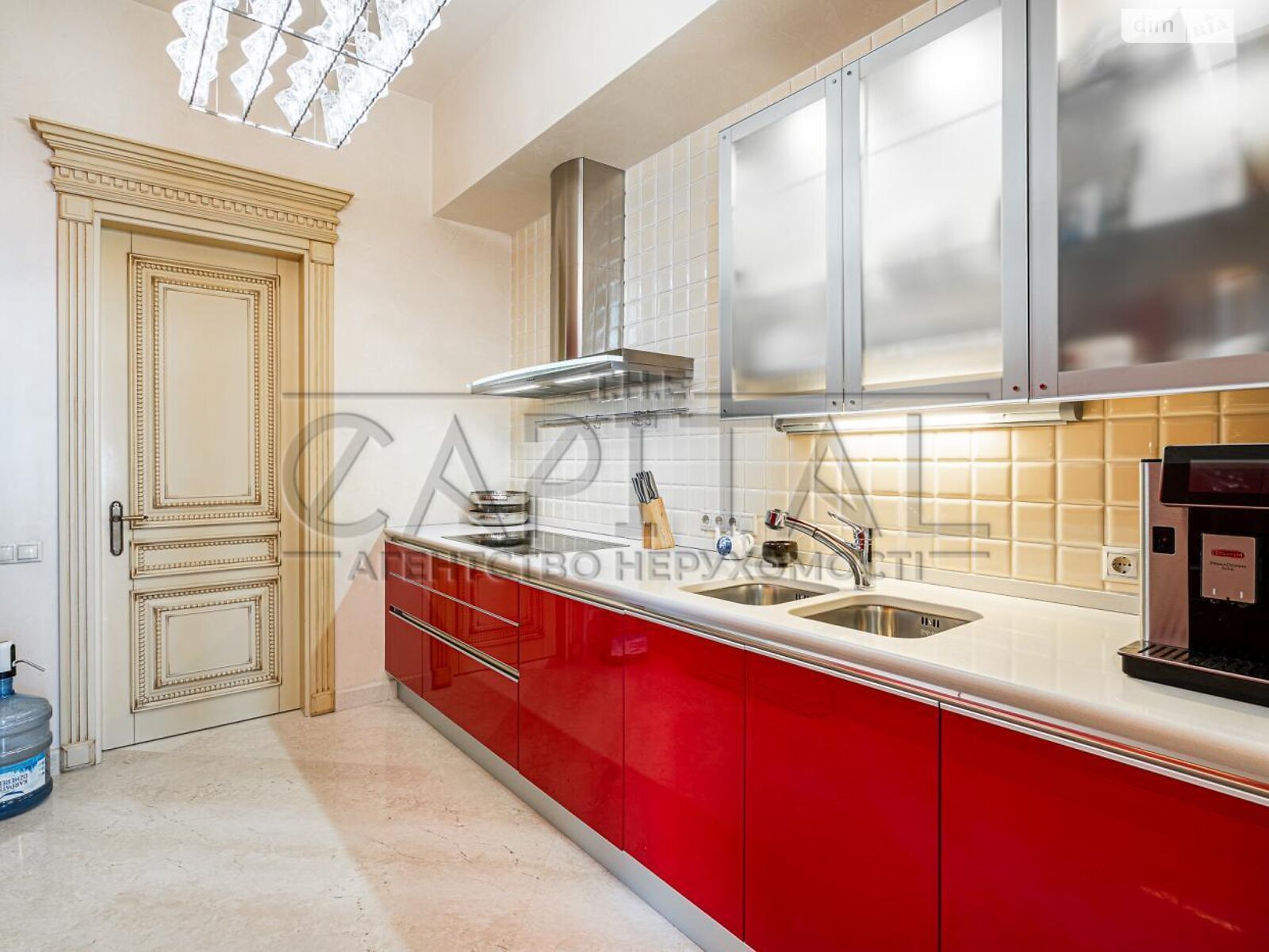 Продажа пятикомнатной квартиры в Киеве, на ул. Паторжинского 14, район Старый Киев фото 1 Продажа пятикомнатной квартиры в Киеве, на ул. Паторжинского 14, район Старый Киев фото 1