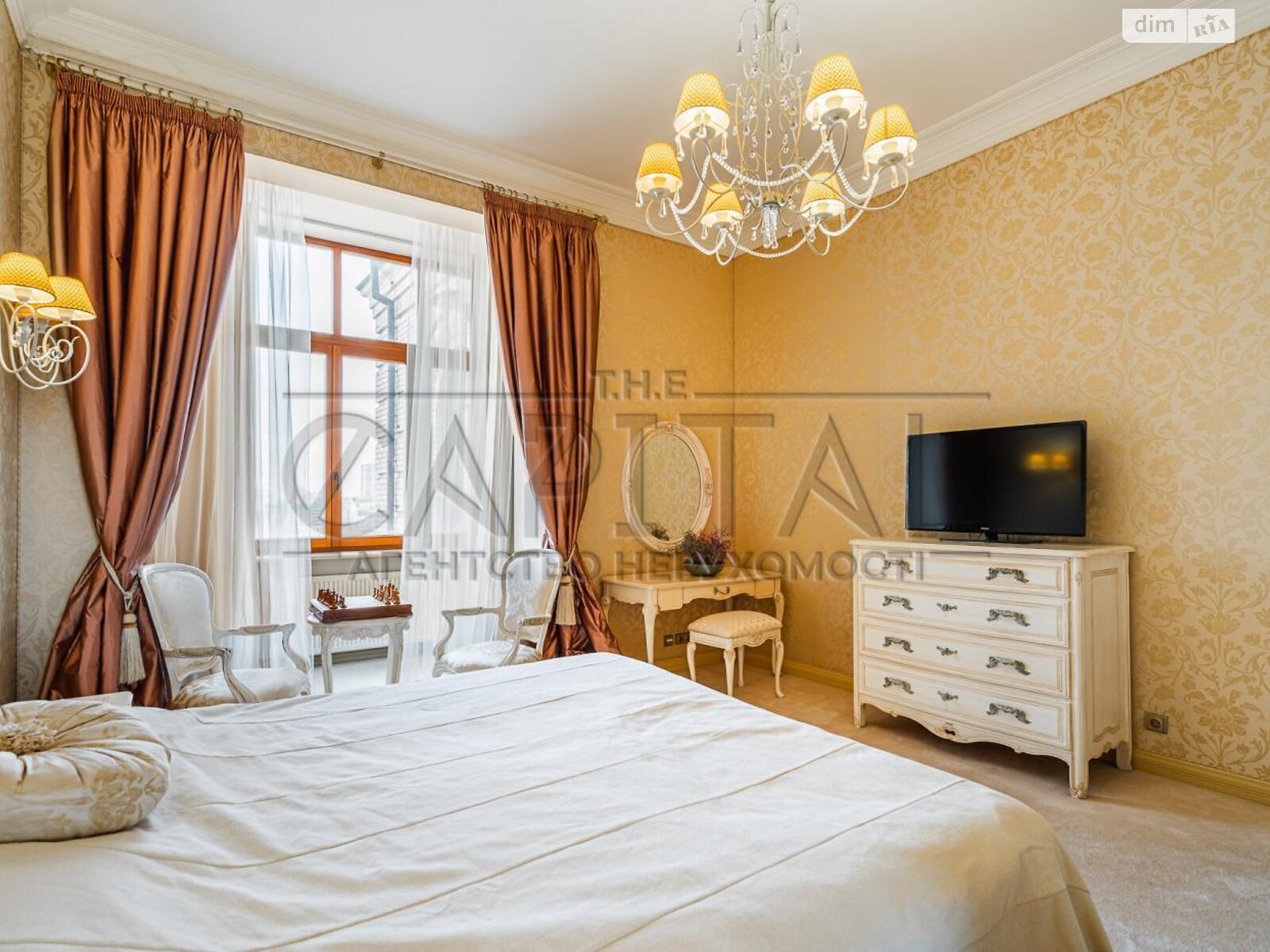 Продажа пятикомнатной квартиры в Киеве, на ул. Паторжинского 14, район Старый Киев фото 1