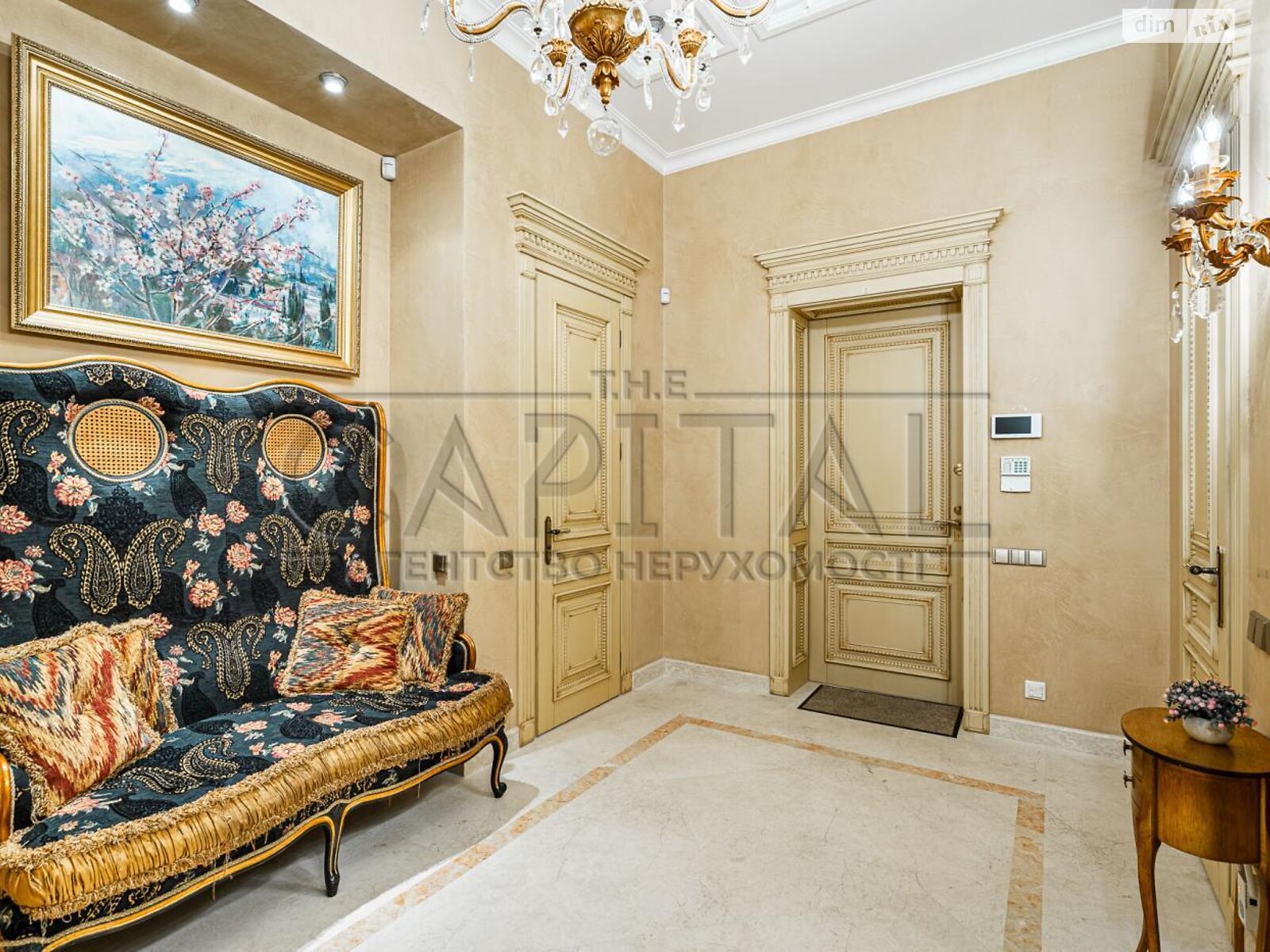 Продажа пятикомнатной квартиры в Киеве, на ул. Паторжинского 14, район Старый Киев фото 1