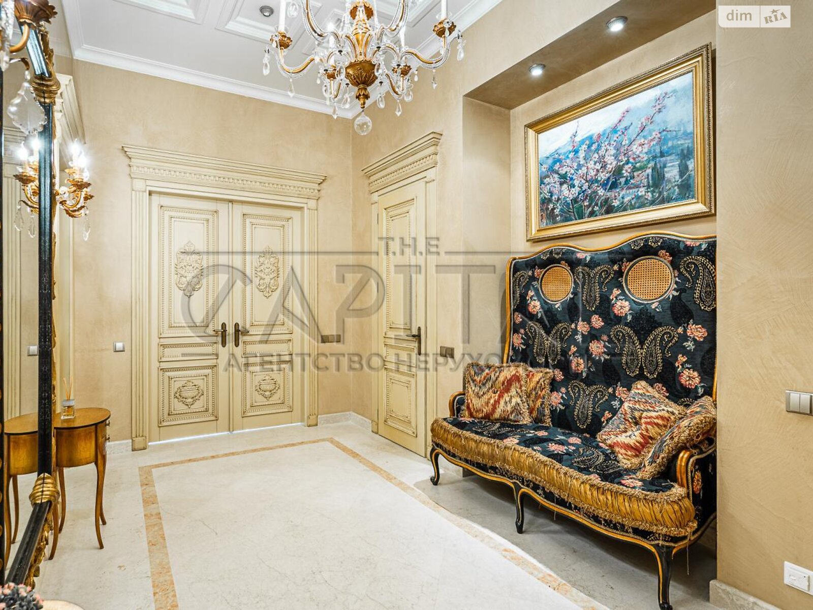 Продажа пятикомнатной квартиры в Киеве, на ул. Паторжинского 14, район Старый Киев фото 1