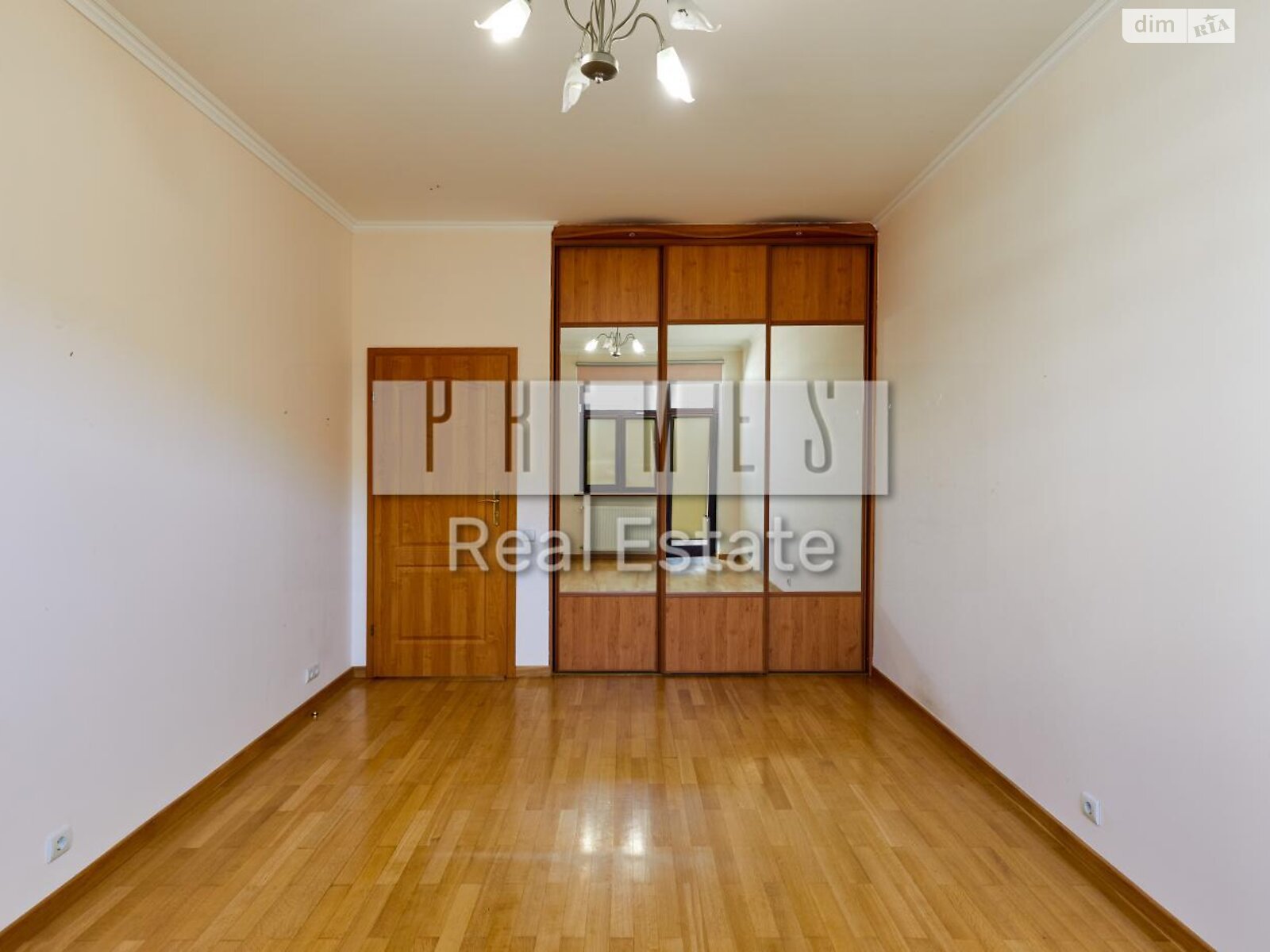 Продажа четырехкомнатной квартиры в Киеве, на ул. Паторжинского 14, район Старый Киев фото 1