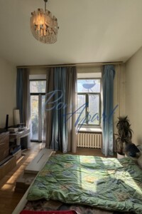 Продажа двухкомнатной квартиры в Киеве, на ул. Прорезная 12, район Старый Киев фото 2