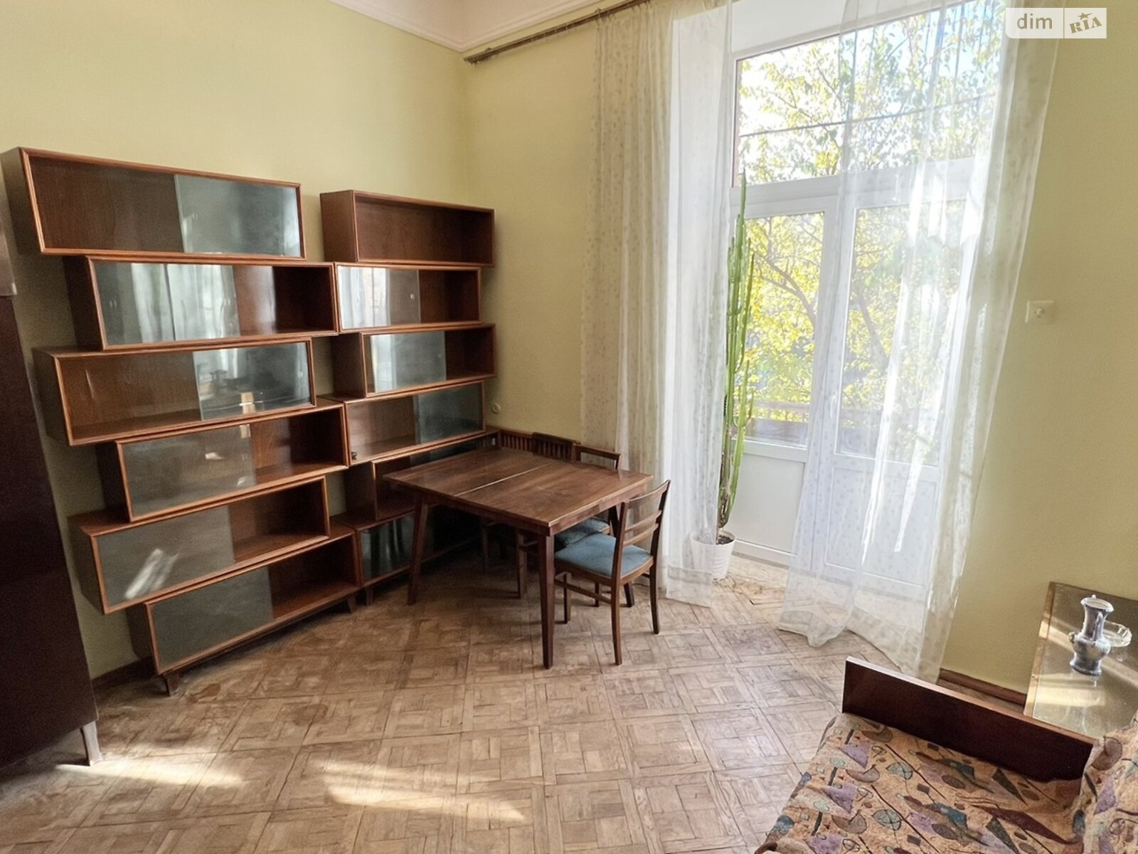 Продажа трехкомнатной квартиры в Киеве, на ул. Рейтарская 35Б, район Старый Киев фото 1 Продажа трехкомнатной квартиры в Киеве, на ул. Рейтарская 35Б, район Старый Киев фото 1