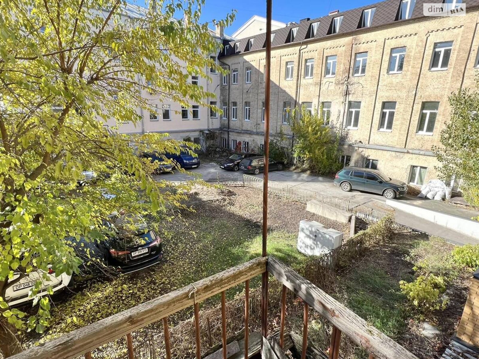 Продажа трехкомнатной квартиры в Киеве, на ул. Рейтарская 35Б, район Старый Киев фото 1 Продажа трехкомнатной квартиры в Киеве, на ул. Рейтарская 35Б, район Старый Киев фото 1