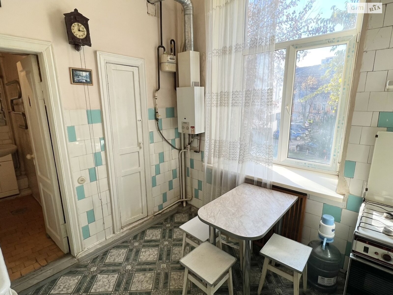 Продажа трехкомнатной квартиры в Киеве, на ул. Рейтарская 35Б, район Старый Киев фото 1 Продажа трехкомнатной квартиры в Киеве, на ул. Рейтарская 35Б, район Старый Киев фото 1