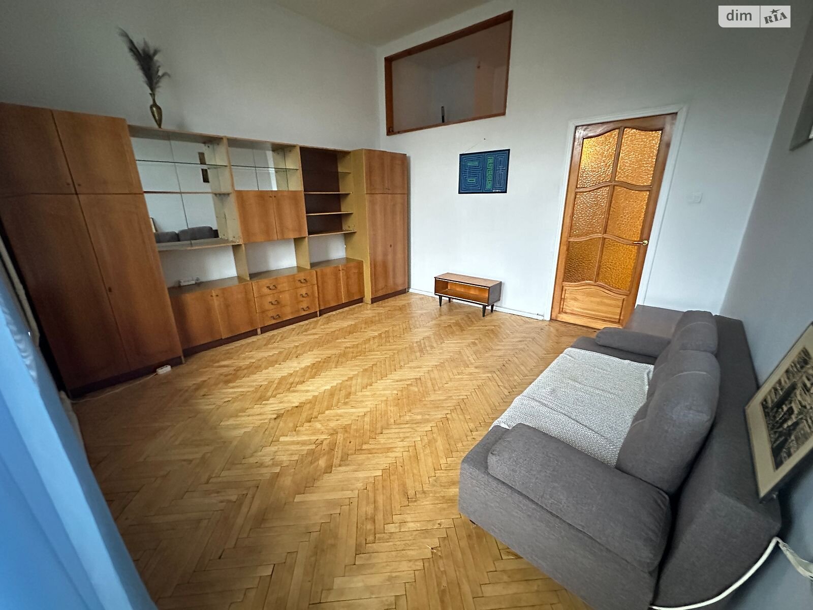 Продажа двухкомнатной квартиры в Киеве, на ул. Владимирская 40/2, район Старый Киев фото 1 Продажа двухкомнатной квартиры в Киеве, на ул. Владимирская 40/2, район Старый Киев фото 1