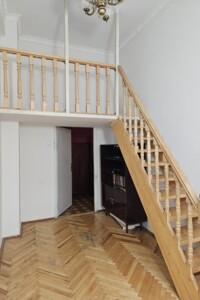 Продажа трехкомнатной квартиры в Киеве, на ул. Владимирская 40/2, район Старый Киев фото 2