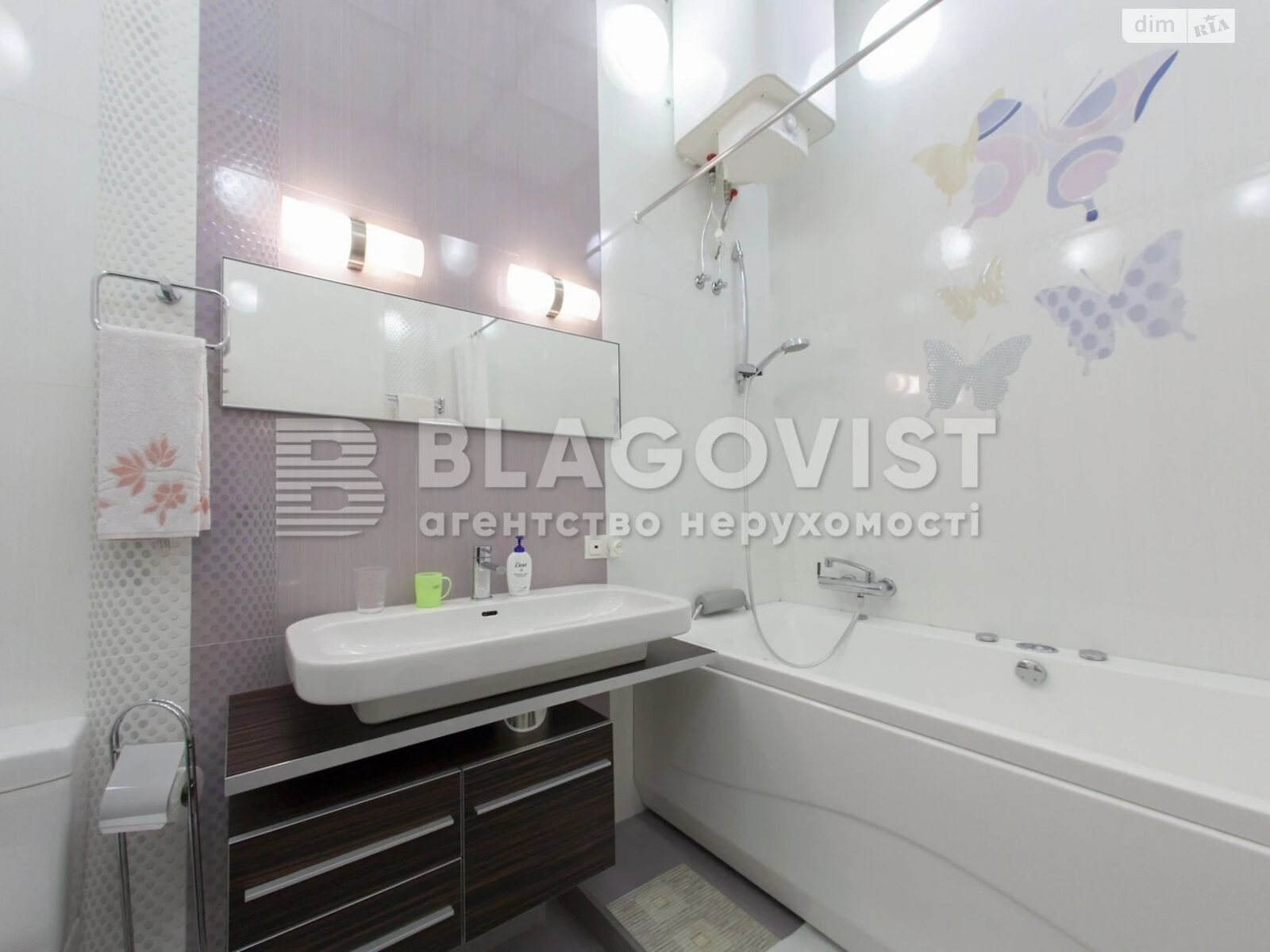 Продажа четырехкомнатной квартиры в Киеве, на ул. Владимирская 40/2, район Старый Киев фото 1 Продажа четырехкомнатной квартиры в Киеве, на ул. Владимирская 40/2, район Старый Киев фото 1