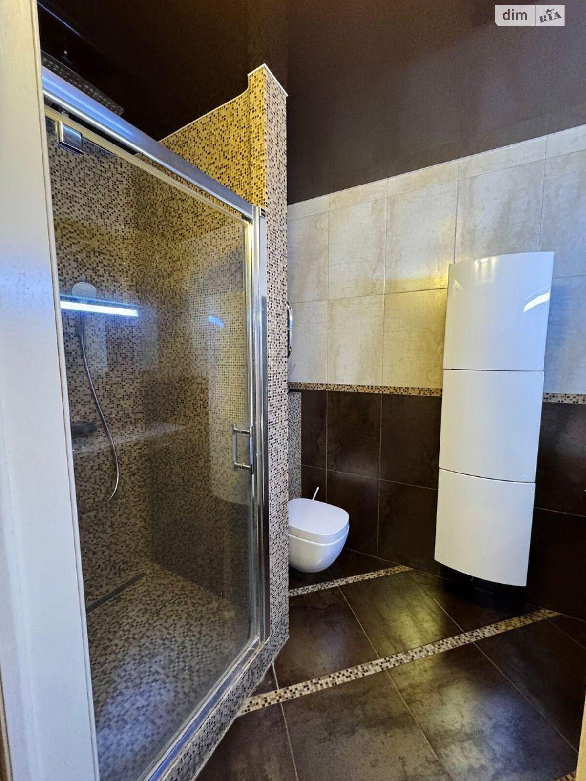 Продажа пятикомнатной квартиры в Киеве, на ул. Степана Рудницкого 3/7, фото 1 Продажа пятикомнатной квартиры в Киеве, на ул. Степана Рудницкого 3/7, фото 1