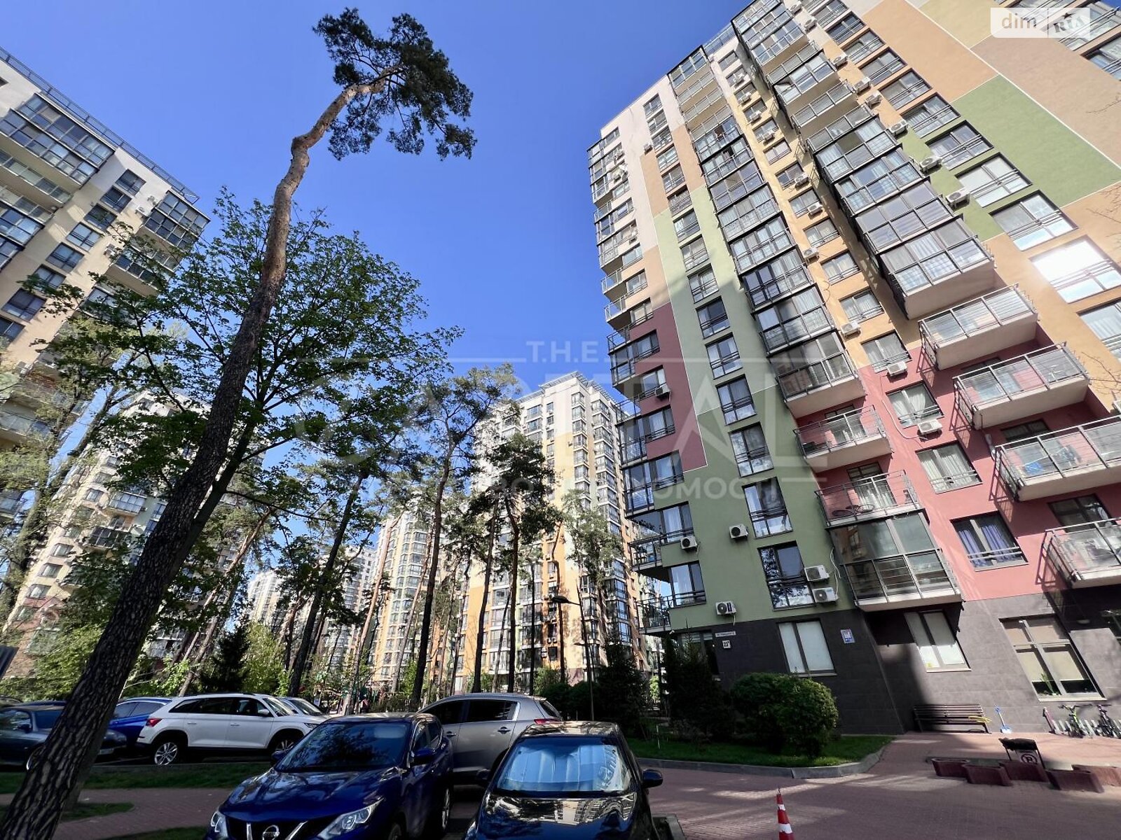 Продажа трехкомнатной квартиры в Киеве, на ул. Анатолия Петрицкого 23, район Святошино фото 1 Продажа трехкомнатной квартиры в Киеве, на ул. Анатолия Петрицкого 23, район Святошино фото 1