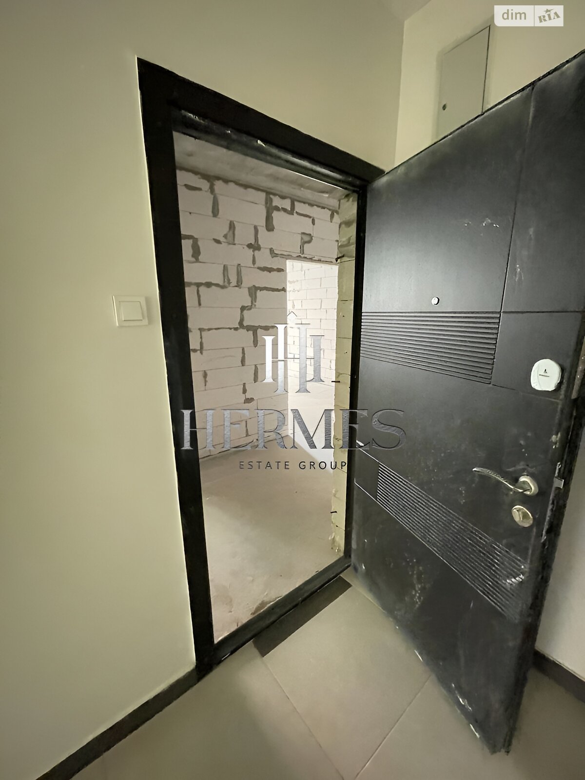 Продаж трикімнатної квартири в Києві, на просп. Берестейський 67Б, район Святошин фото 1 Продаж трикімнатної квартири в Києві, на просп. Берестейський 67Б, район Святошин фото 1