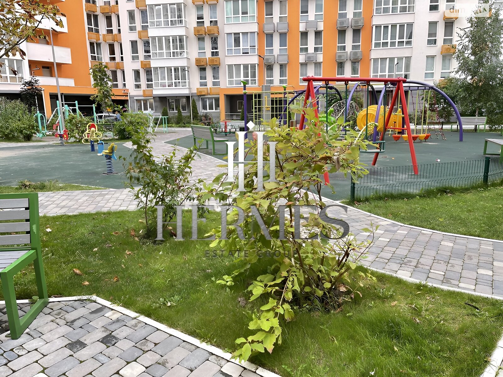 Продаж трикімнатної квартири в Києві, на просп. Берестейський 67Б, район Святошин фото 1 Продаж трикімнатної квартири в Києві, на просп. Берестейський 67Б, район Святошин фото 1