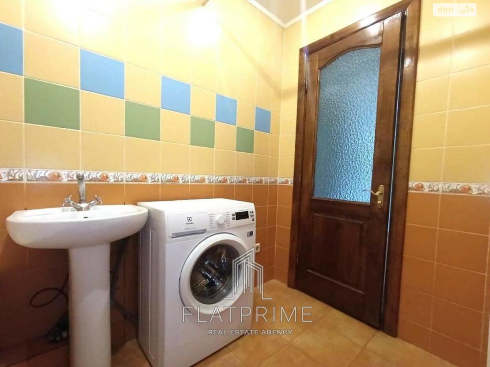Продажа трехкомнатной квартиры в Киеве, на просп. Берестейский 127, район Святошино фото 1 Продажа трехкомнатной квартиры в Киеве, на просп. Берестейский 127, район Святошино фото 1