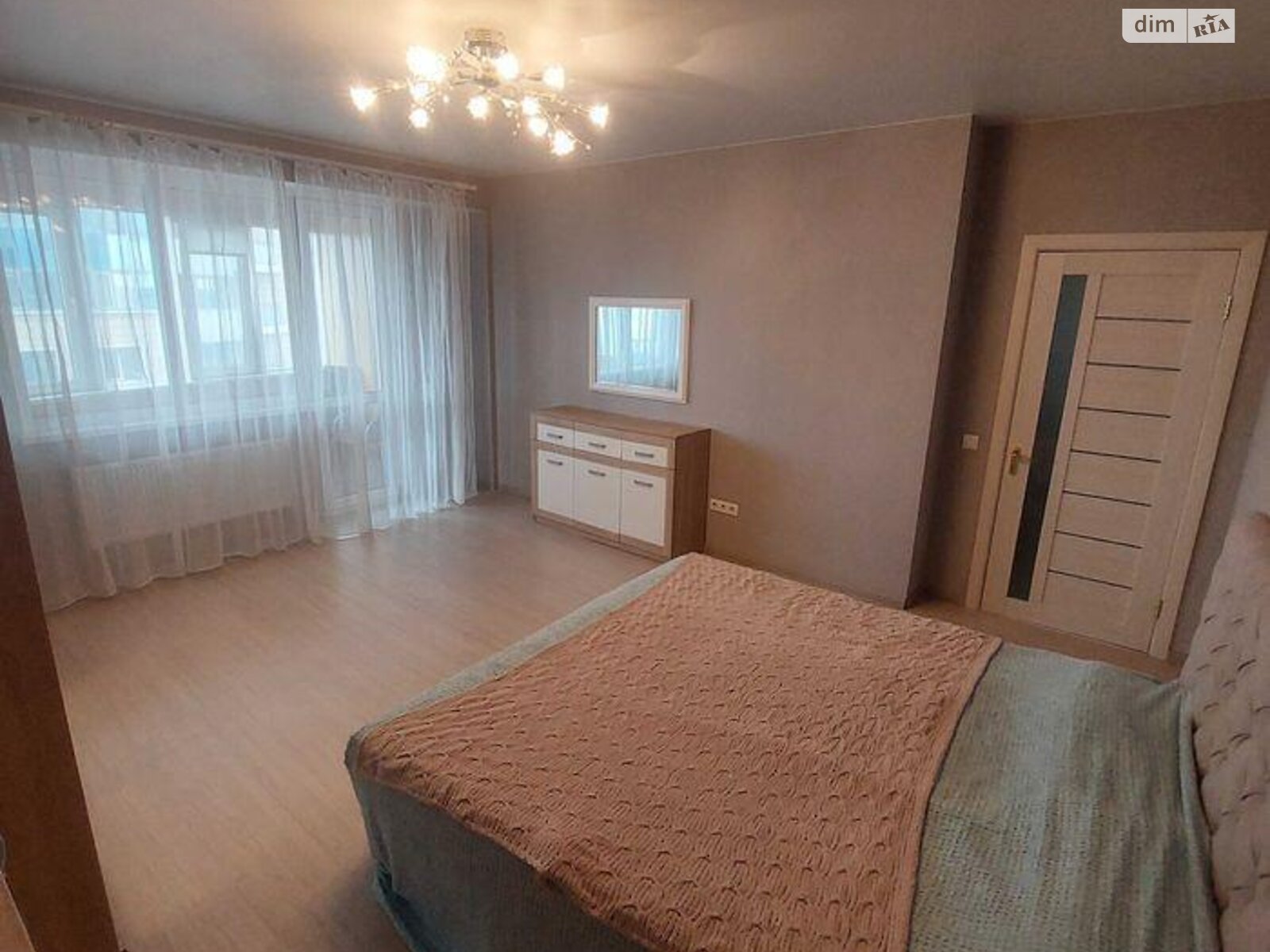 Продажа однокомнатной квартиры в Киеве, на просп. Берестейский 131А, район Святошино фото 1 Продажа однокомнатной квартиры в Киеве, на просп. Берестейский 131А, район Святошино фото 1