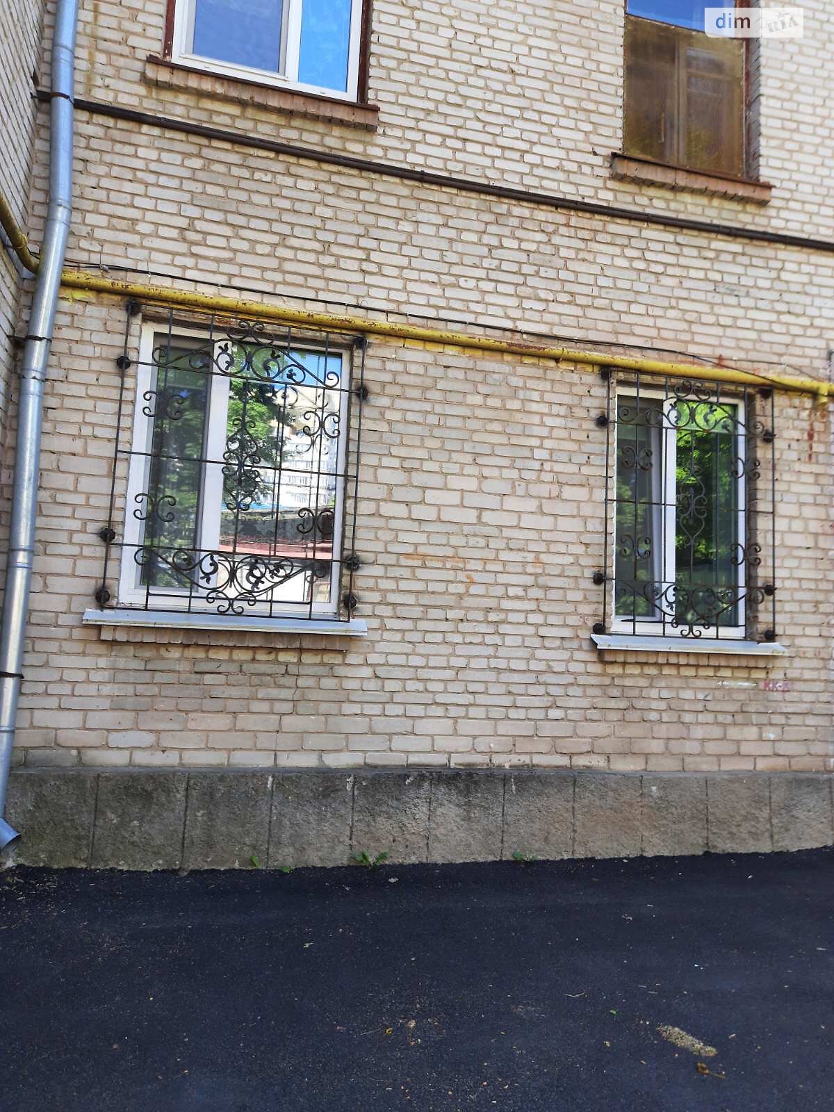Продаж трикімнатної квартири в Києві, на вул. Івана Крамського 19, район Святошин фото 1 Продаж трикімнатної квартири в Києві, на вул. Івана Крамського 19, район Святошин фото 1