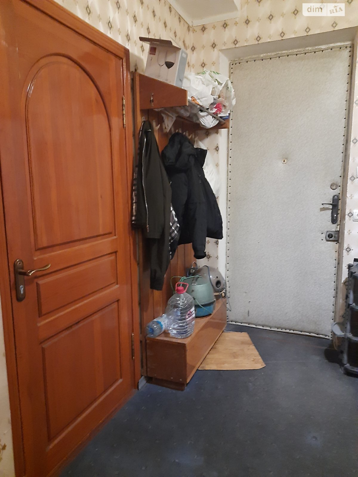 Продаж трикімнатної квартири в Києві, на вул. Івана Крамського 19, район Святошин фото 1 Продаж трикімнатної квартири в Києві, на вул. Івана Крамського 19, район Святошин фото 1