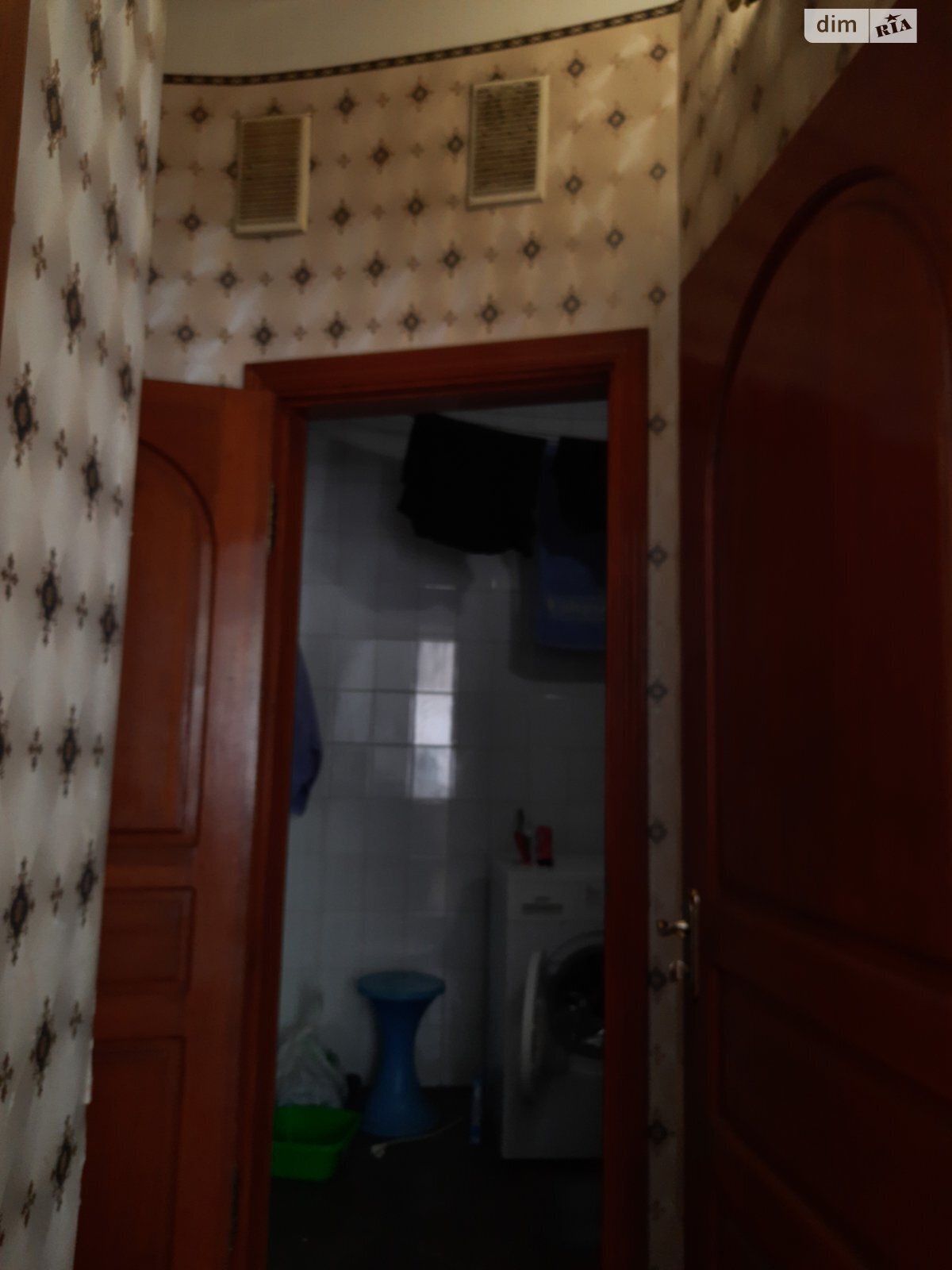 Продаж трикімнатної квартири в Києві, на вул. Івана Крамського 19, район Святошин фото 1 Продаж трикімнатної квартири в Києві, на вул. Івана Крамського 19, район Святошин фото 1