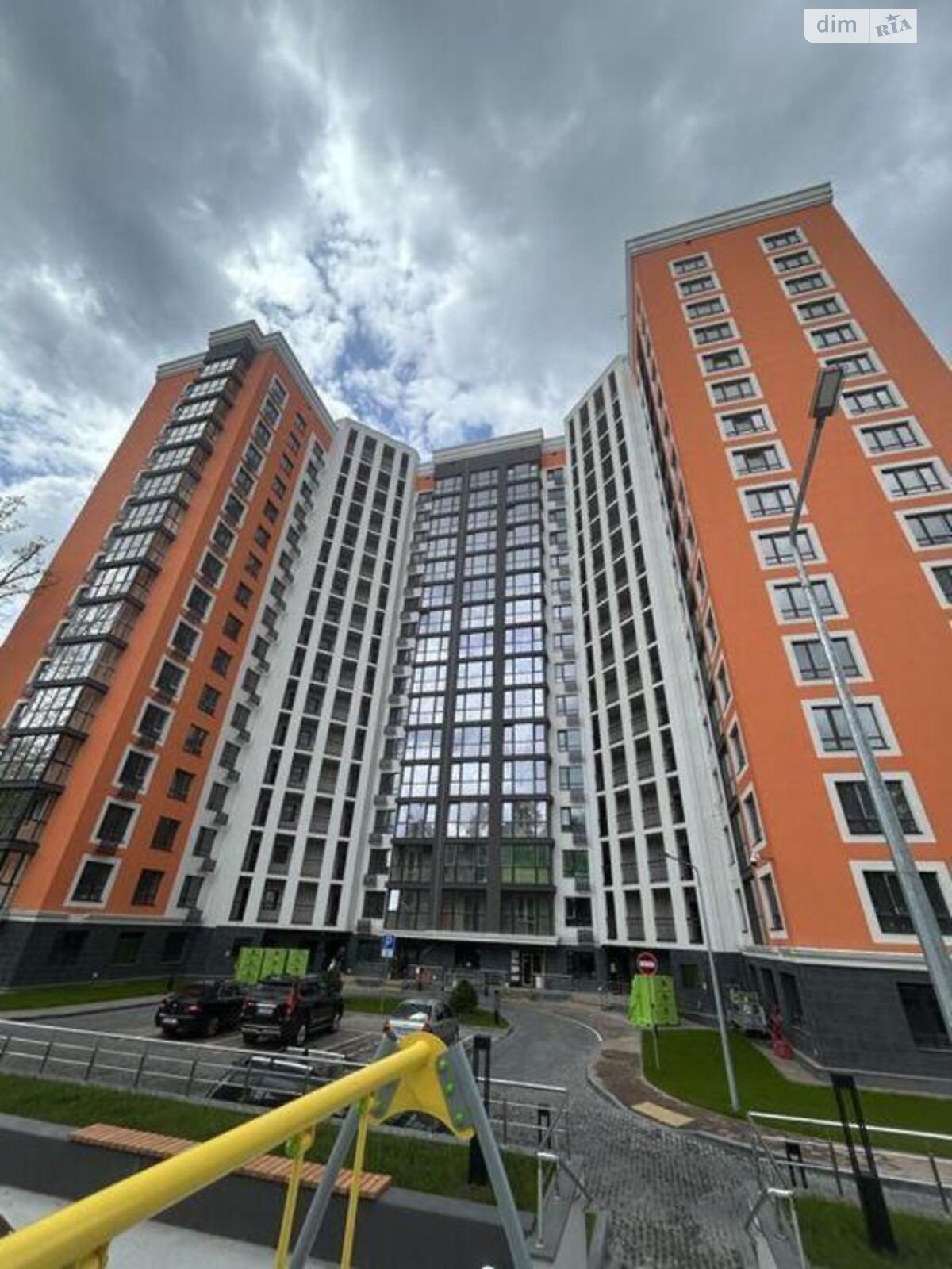 Продажа двухкомнатной квартиры в Киеве, на ул. Живописная 3, район Святошино фото 1 Продажа двухкомнатной квартиры в Киеве, на ул. Живописная 3, район Святошино фото 1