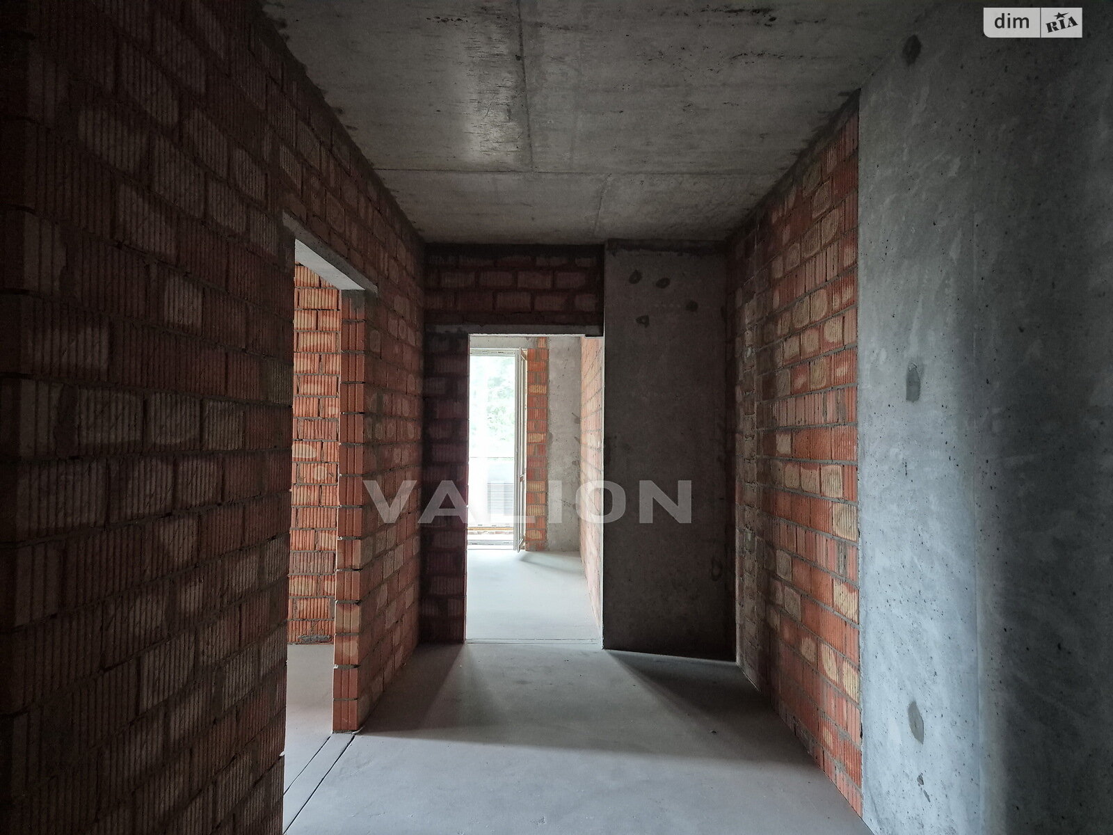 Продаж двокімнатної квартири в Києві, на вул. Живописна 3, район Святошин фото 1 Продаж двокімнатної квартири в Києві, на вул. Живописна 3, район Святошин фото 1