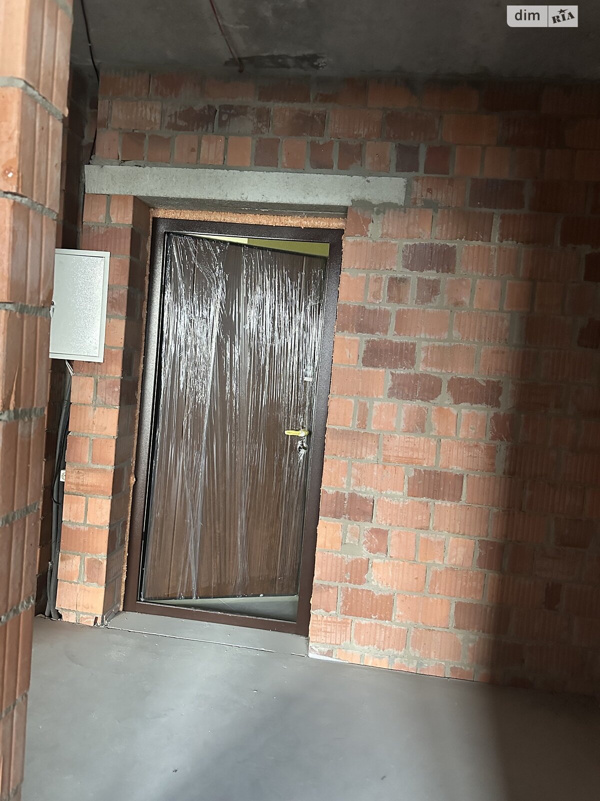 Продаж однокімнатної квартири в Києві, на вул. Живописна 3, район Святошин фото 1 Продаж однокімнатної квартири в Києві, на вул. Живописна 3, район Святошин фото 1