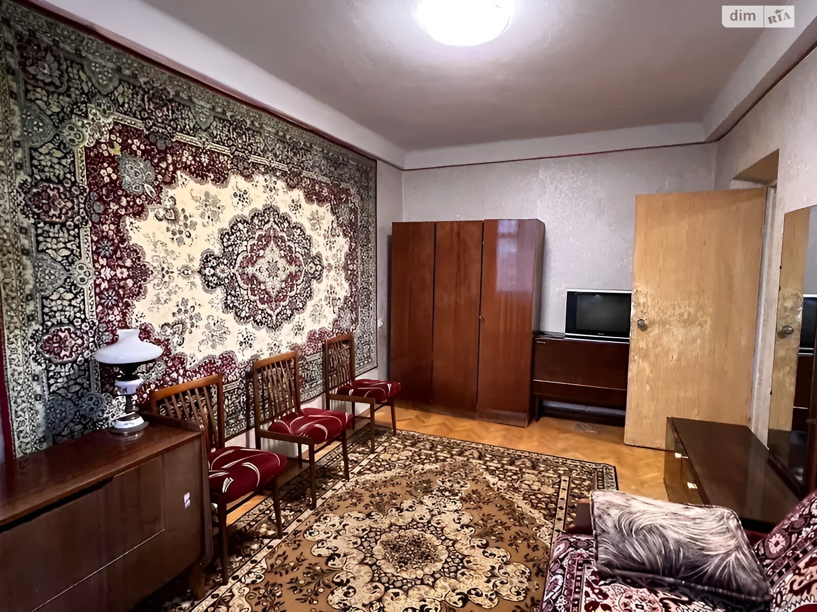 Продаж трикімнатної квартири в Києві, на вул. Львівська 51, район Святошин фото 1 Продаж трикімнатної квартири в Києві, на вул. Львівська 51, район Святошин фото 1