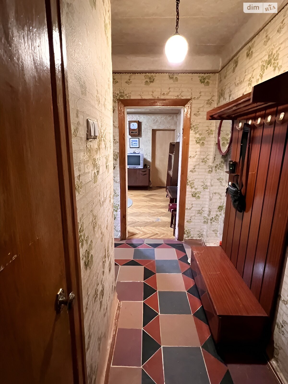 Продаж трикімнатної квартири в Києві, на вул. Львівська 51, район Святошин фото 1 Продаж трикімнатної квартири в Києві, на вул. Львівська 51, район Святошин фото 1