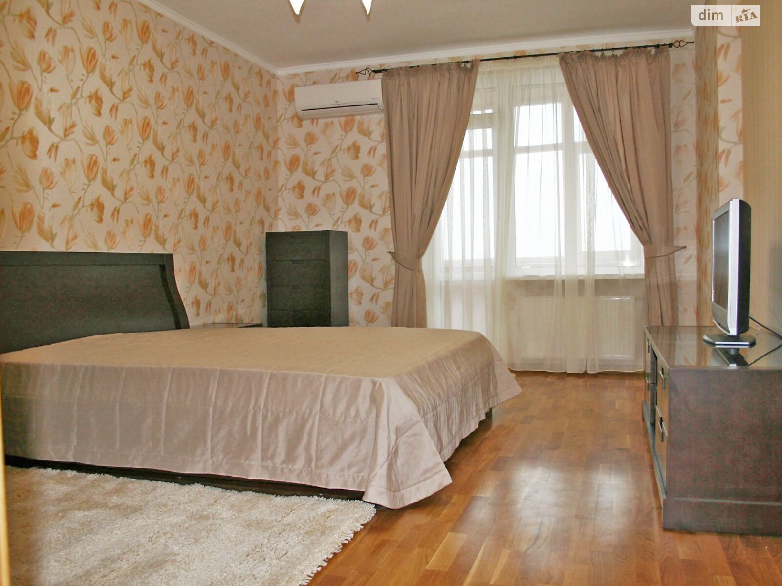 Продажа трехкомнатной квартиры в Киеве, на ул. Львовская 22, район Святошино фото 1 Продажа трехкомнатной квартиры в Киеве, на ул. Львовская 22, район Святошино фото 1
