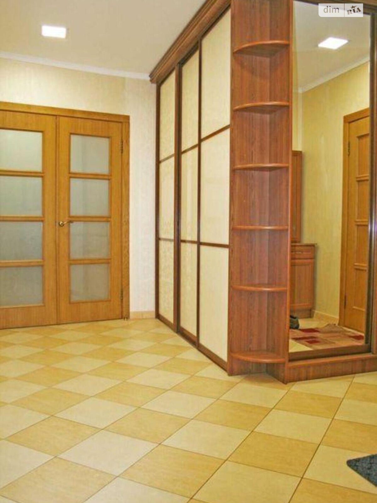 Продажа трехкомнатной квартиры в Киеве, на ул. Львовская 22, район Святошино фото 1