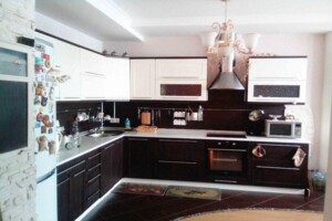 Продажа двухкомнатной квартиры в Киеве, на ул. Львовская 26А, кв. 8, район Святошино фото 2 Продажа двухкомнатной квартиры в Киеве, на ул. Львовская 26А, кв. 8, район Святошино фото 2