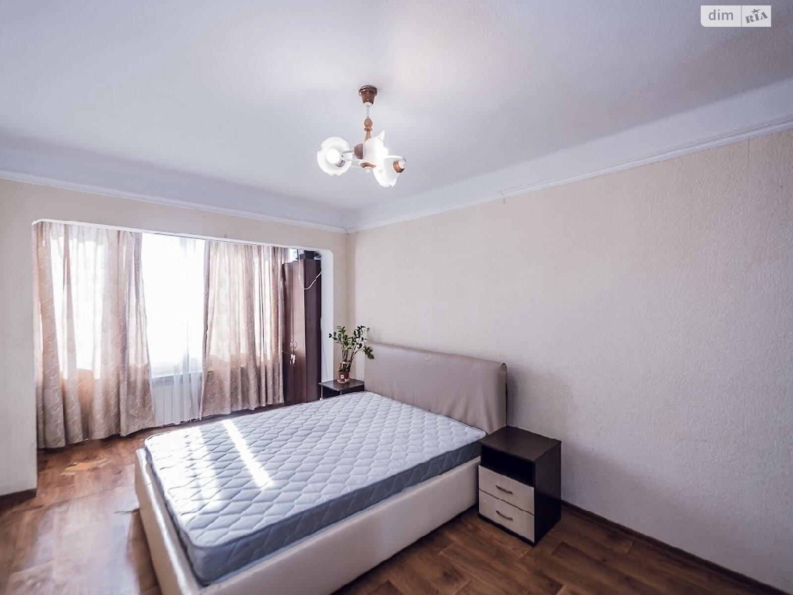 Продажа однокомнатной квартиры в Киеве, на ул. Михаила Котельникова 89, район Святошино фото 1 Продажа однокомнатной квартиры в Киеве, на ул. Михаила Котельникова 89, район Святошино фото 1