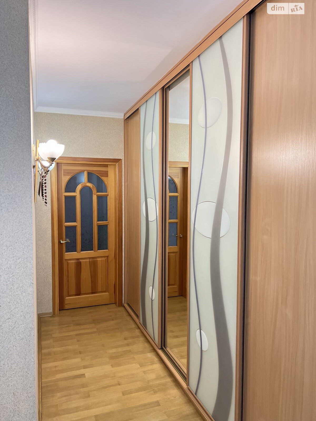 Продаж двокімнатної квартири в Києві, на вул. Михайла Котельникова 31, район Святошин фото 1 Продаж двокімнатної квартири в Києві, на вул. Михайла Котельникова 31, район Святошин фото 1