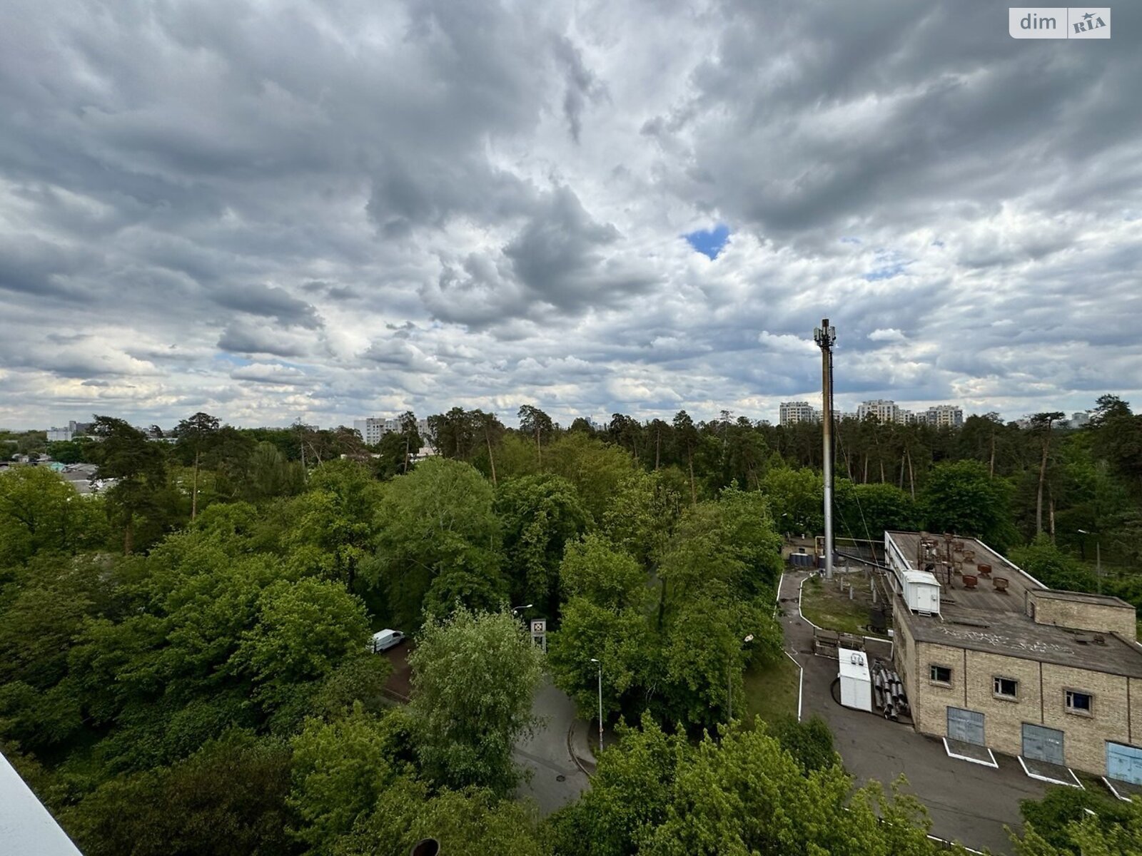 Продаж двокімнатної квартири в Києві, на вул. Михайла Котельникова 25, район Святошин фото 1 Продаж двокімнатної квартири в Києві, на вул. Михайла Котельникова 25, район Святошин фото 1