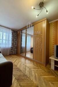 Продажа однокомнатной квартиры в Киеве, на ул. Михаила Котельникова 80, район Святошино фото 2