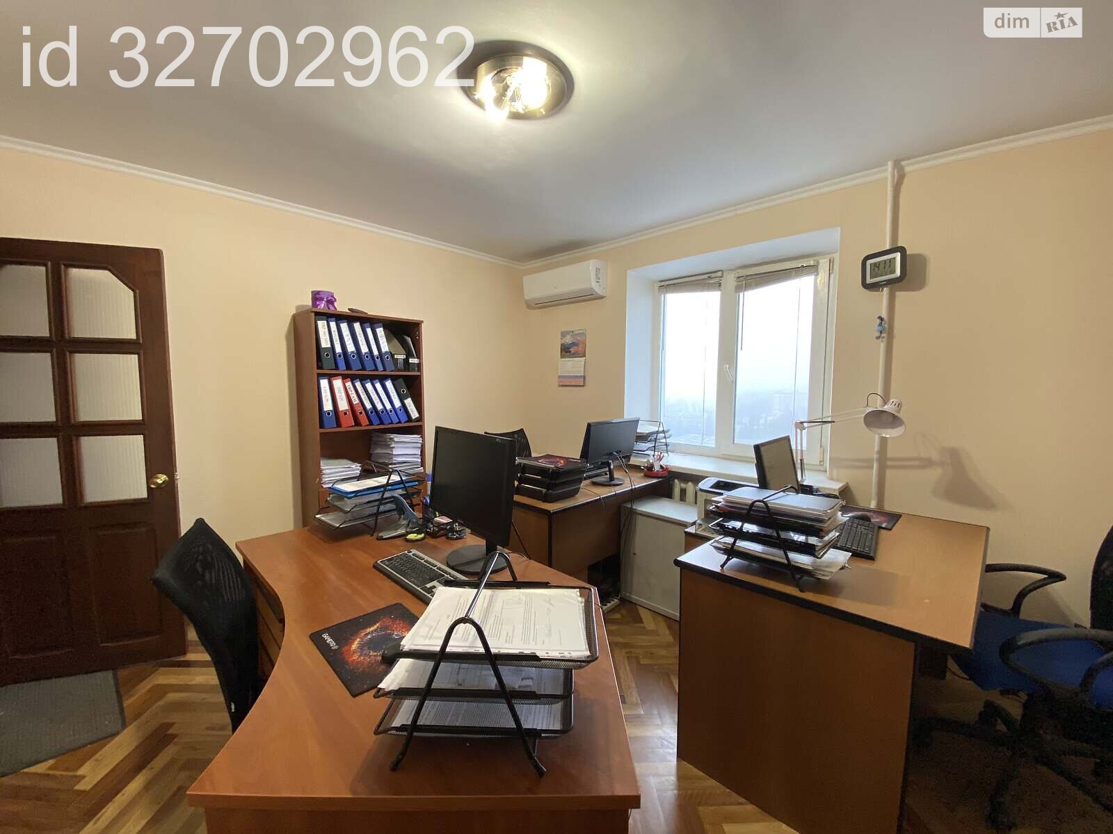 Продаж чотирикімнатної квартири в Києві, на вул. Святошинська 4, район Святошин фото 1 Продаж чотирикімнатної квартири в Києві, на вул. Святошинська 4, район Святошин фото 1