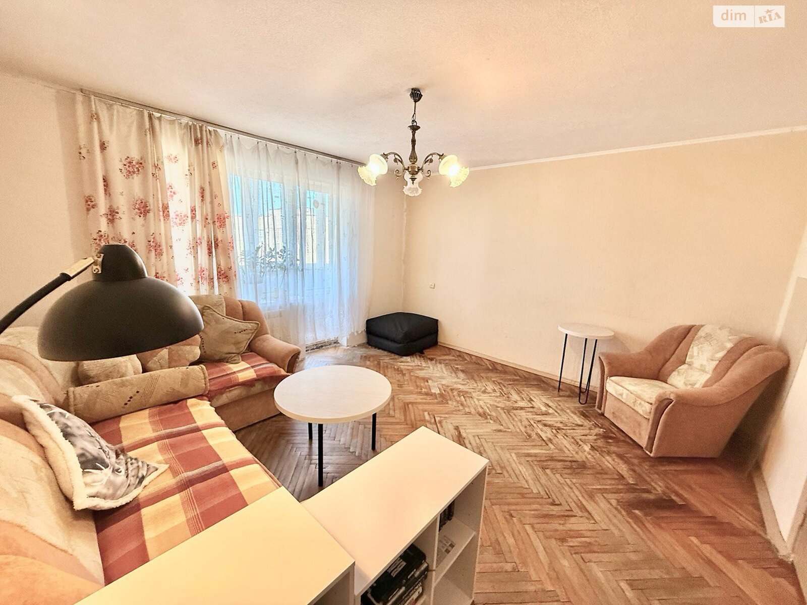 Продажа четырехкомнатной квартиры в Киеве, на ул. Святошинская 6, район Святошино фото 1 Продажа четырехкомнатной квартиры в Киеве, на ул. Святошинская 6, район Святошино фото 1