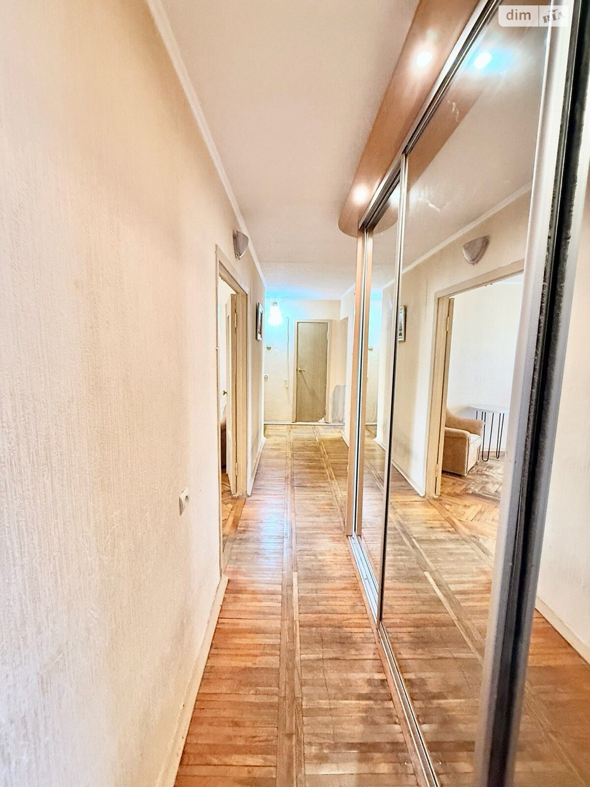 Продажа четырехкомнатной квартиры в Киеве, на ул. Святошинская 6, район Святошино фото 1 Продажа четырехкомнатной квартиры в Киеве, на ул. Святошинская 6, район Святошино фото 1