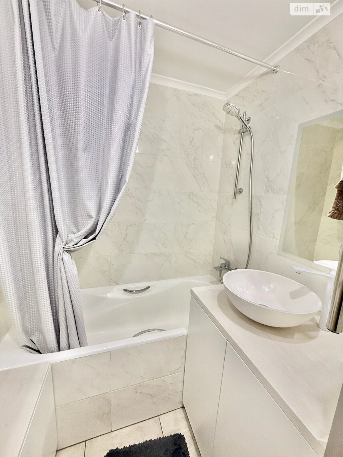 Продажа четырехкомнатной квартиры в Киеве, на ул. Святошинская 6, район Святошино фото 1 Продажа четырехкомнатной квартиры в Киеве, на ул. Святошинская 6, район Святошино фото 1