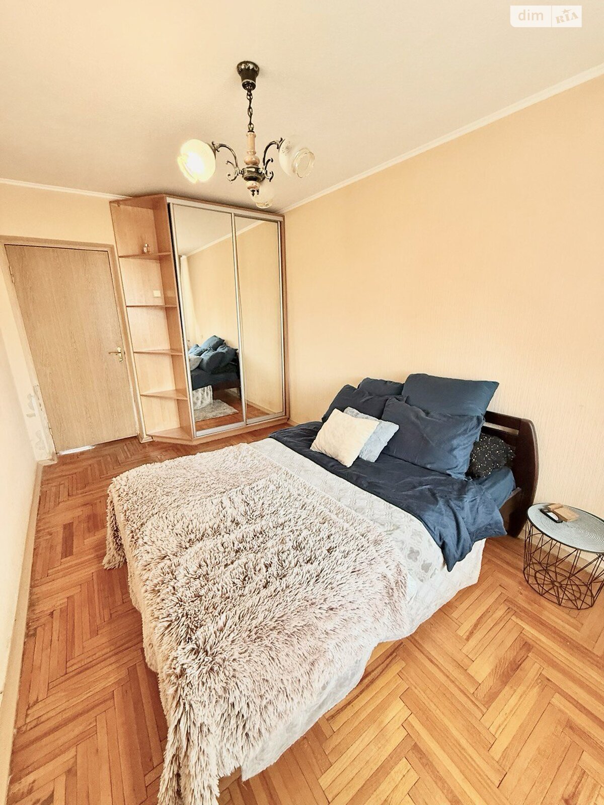 Продажа четырехкомнатной квартиры в Киеве, на ул. Святошинская 6, район Святошино фото 1 Продажа четырехкомнатной квартиры в Киеве, на ул. Святошинская 6, район Святошино фото 1