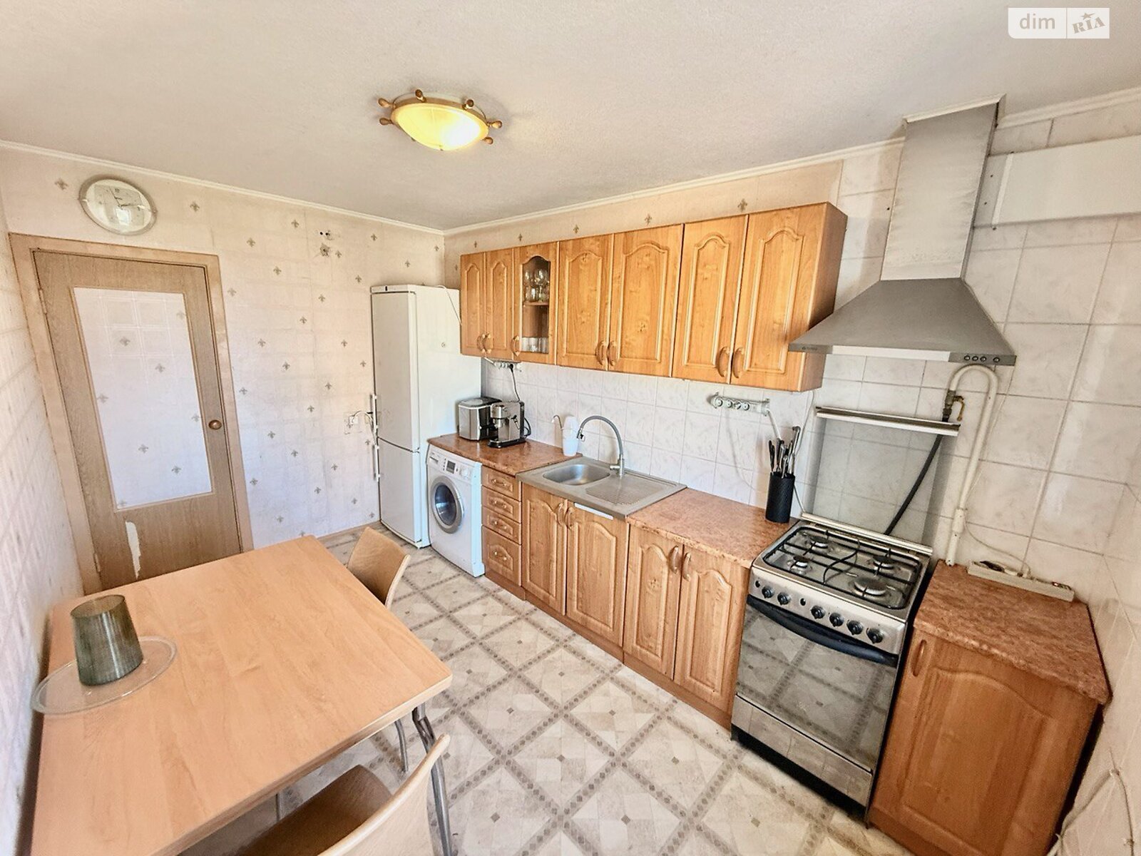 Продажа четырехкомнатной квартиры в Киеве, на ул. Святошинская 6, район Святошино фото 1 Продажа четырехкомнатной квартиры в Киеве, на ул. Святошинская 6, район Святошино фото 1